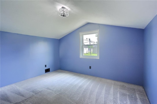 516 5th St, Darlngtn Twp, PA 16115 - bonus room featuring lofted ceiling and carpet