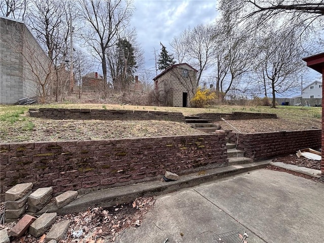 26 Carrick Ave, Carrick, PA 15210 - view of yard with a barn