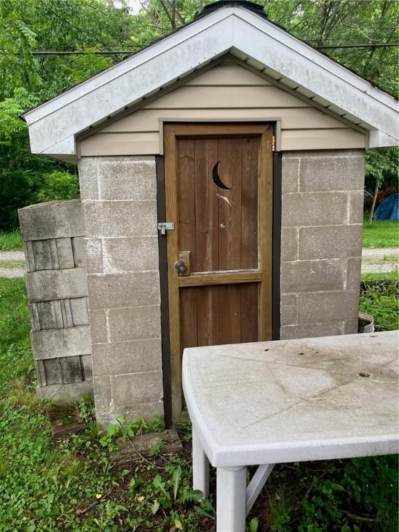 770 Old Indiana Rd, Burrel/Blacklick, PA 15750 - photo 27