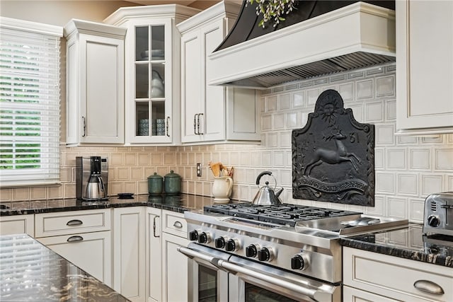 322 Dirkshire Ct, Adams Twp, PA 16046 - kitchen featuring double oven range, custom range hood, healthy amount of natural light, and decorative backsplash