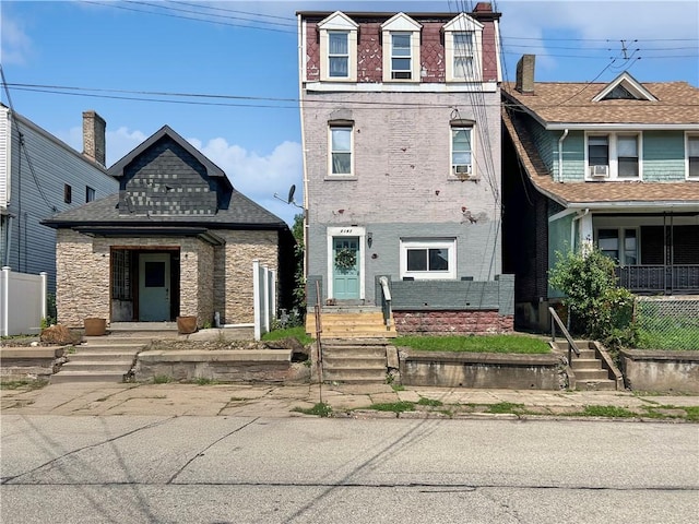 7347 Burton St, Swissvale, PA 15218 - photo 1