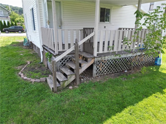 125 Clay St, Marion Twp, PA 16020 - wooden terrace featuring a yard