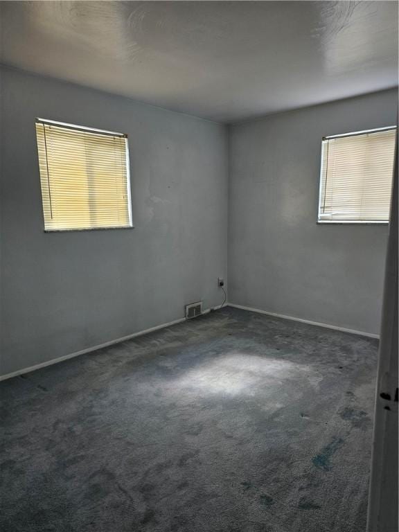 46 Corbett Ave, Hempfield Twp Wml, PA 15642 - carpeted empty room featuring baseboards