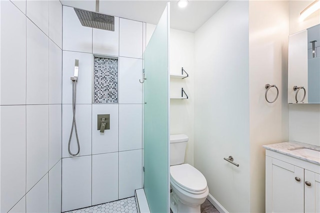 25 Nottingham Dr, Hempfield Twp, PA 15601 - bathroom with a tile shower and vanity