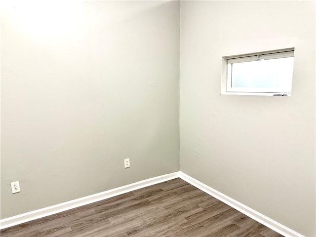 314-316 W Main St, Monongahela, PA 15063 - unfurnished room featuring wood finished floors and baseboards