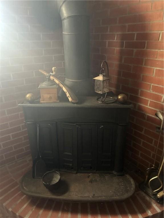 100 Quarry St, Rochester, PA 15074 - detailed view of brick wall