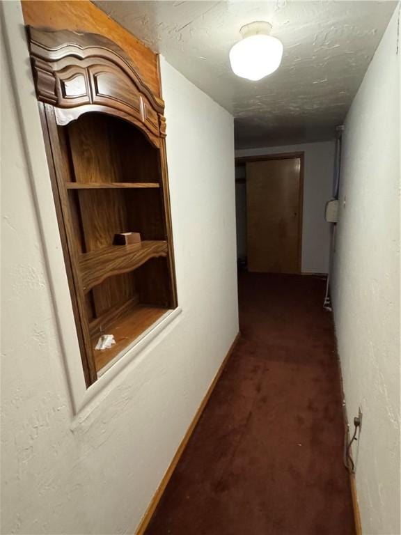 3238 Hardie Way, Oakland, PA 15213 - corridor with baseboards