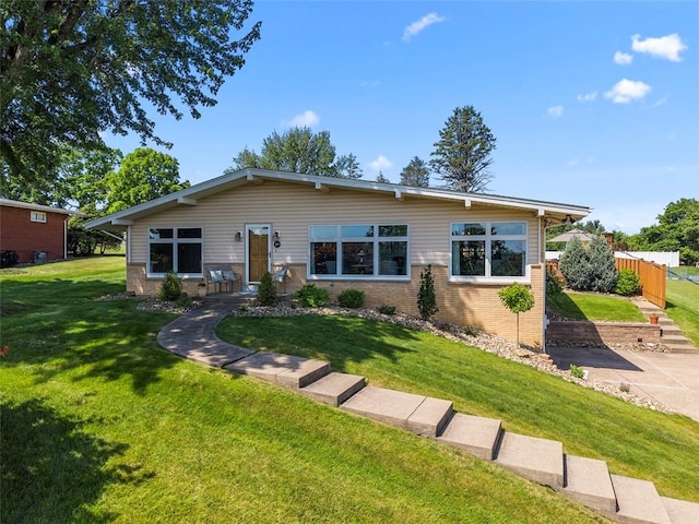 367 Crescent Dr, Canton Twp, PA 15301 - view of front of property with brick siding