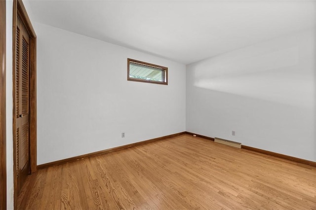 367 Crescent Dr, Canton Twp, PA 15301 - unfurnished bedroom featuring light wood finished floors and a closet