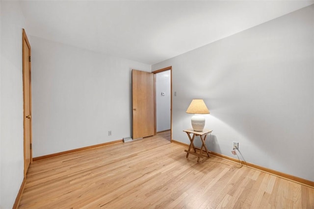 367 Crescent Dr, Canton Twp, PA 15301 - empty room featuring light wood finished floors and baseboards