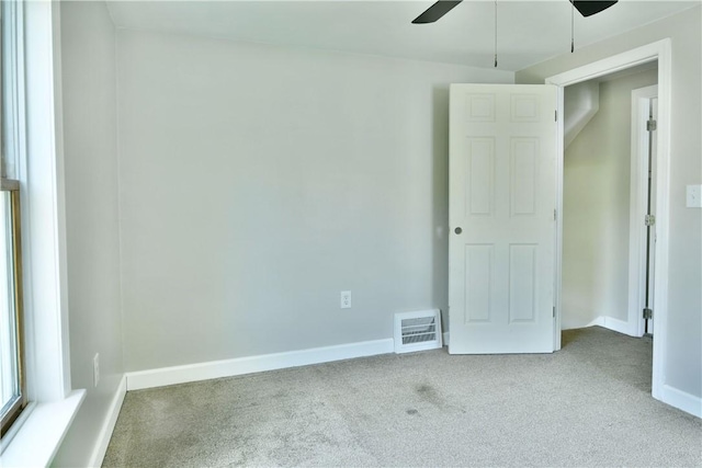 49 N Oakdale Ave, Hermitage, PA 16148 - unfurnished bedroom featuring carpet floors and ceiling fan