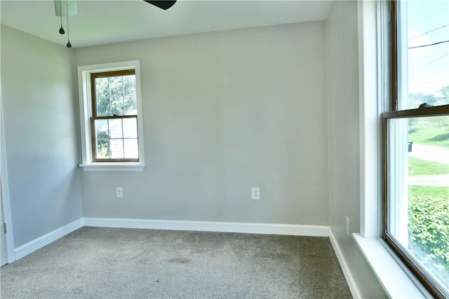 49 N Oakdale Ave, Hermitage, PA 16148 - empty room featuring carpet flooring and a ceiling fan