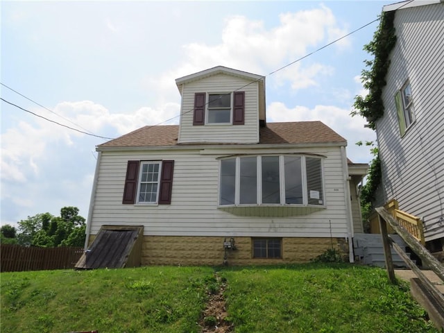 666 Ewing St, City Of Washington, PA 15301 - photo 1