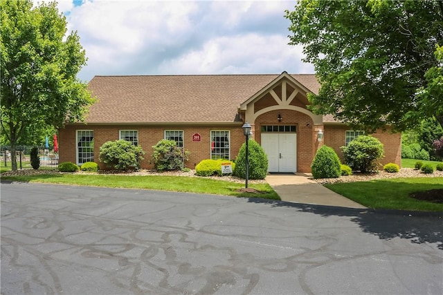 135 Linden Ct, Seven Fields Boro, PA 16046 - view of front of property with brick siding and roof with shingles