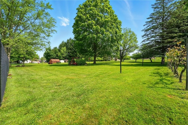 236 Fredonia Rd, Hempfield Twp Mer, PA 16125 - view of green lawn