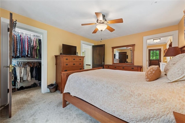 35 Pleasant Valley Rd, Hempfield Twp Wml, PA 15644 - bedroom with carpet, a closet, ceiling fan, and a walk in closet