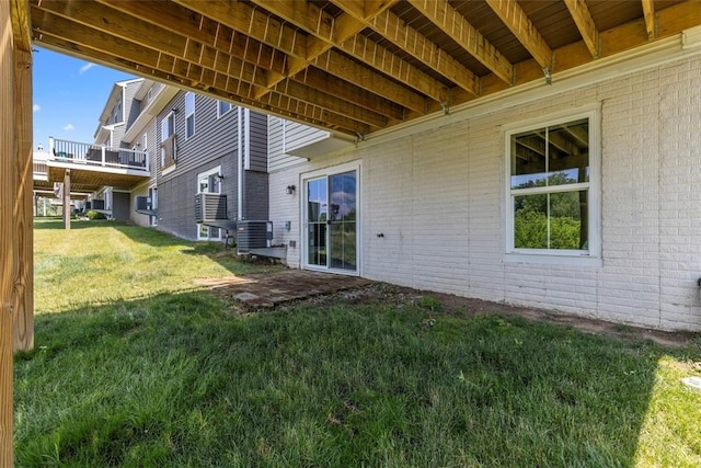 134 Black Oak Ln, Cecil, PA 15057 - view of grassy yard