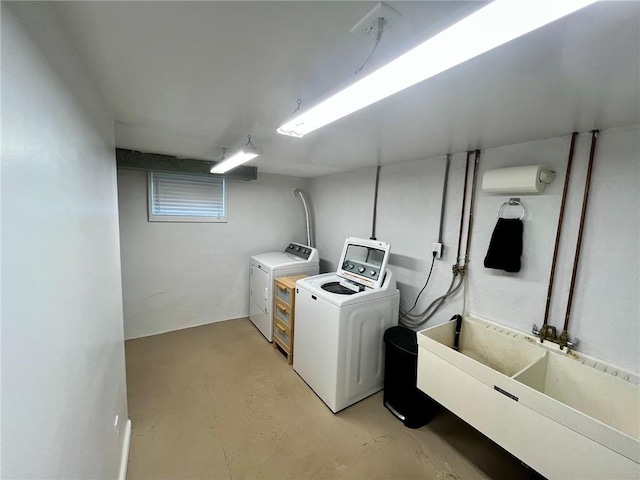 39 Delmont Ave, Delmont, PA 15626 - laundry area featuring independent washer and dryer