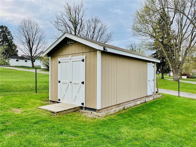 39 Delmont Ave, Delmont, PA 15626 - view of shed with a fenced backyard