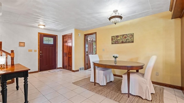 753 Bullcreek, City Of But Se, PA 16002 - dining space featuring light tile patterned floors and baseboards