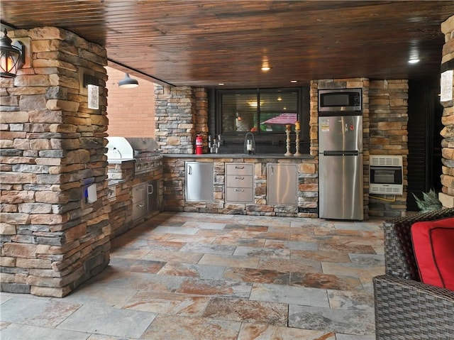1402 Imperial Dr, Hopewell Twp Bea, PA 15001 - view of patio with heating unit and area for grilling