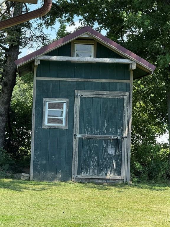 133 Hamburg Rd, Delaware Twp, PA 16154 - view of shed