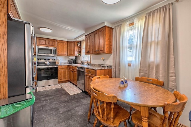 1215 Ellsworth Ave, Jeannette, PA 15644 - photo 9
