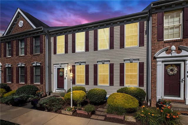 102 Castle View Dr, Kennedy Twp, PA 15136 - view of front facade