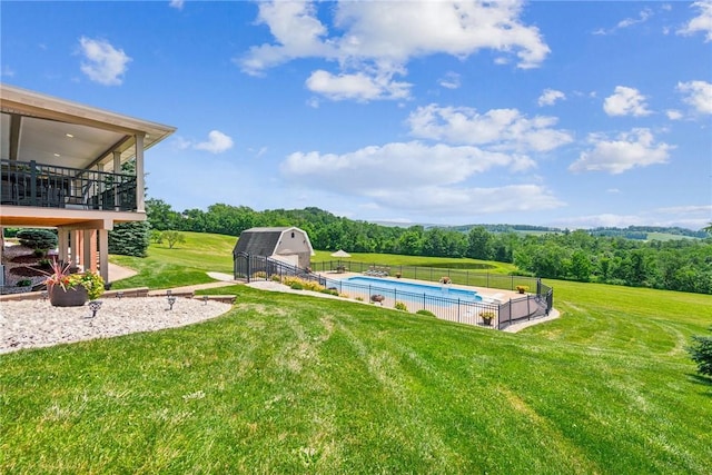 401 Pittsburgh St, Derry Twp, PA 15671 - view of yard featuring an outbuilding