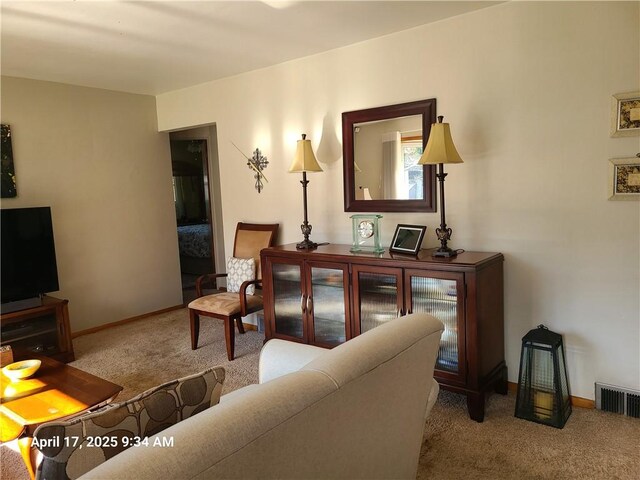 3381 Columbia Dr, Castle Shannon, PA 15234 - carpeted living area featuring baseboards
