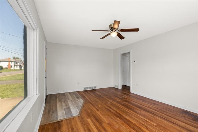 125 Carroll St, Aliquippa, PA 15001 - empty room with ceiling fan and wood finished floors
