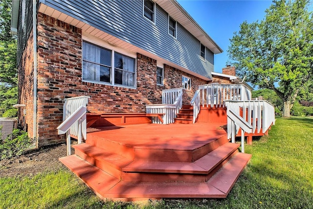 1318 Dellview Dr, Unity Twp, PA 15601 - wooden terrace featuring a lawn