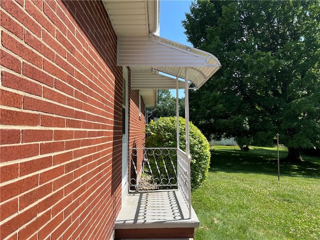 642 S 3rd St, Sharpsville, PA 16150 - view of grassy yard