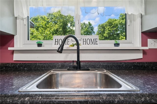665 Stuchell Rd, Burrel/Blacklick, PA 15748 - kitchen view of dark countertops