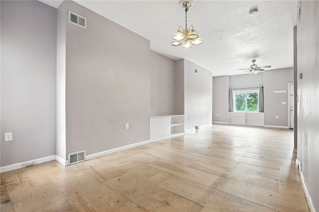 227 Henderson St, Fineview, PA 15212 - spare room with a chandelier, ceiling fan, and a smoke detector
