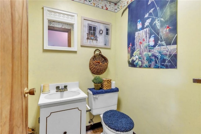 530 Perry Hwy, Lancaster Twp, PA 16037 - bathroom with vanity and toilet