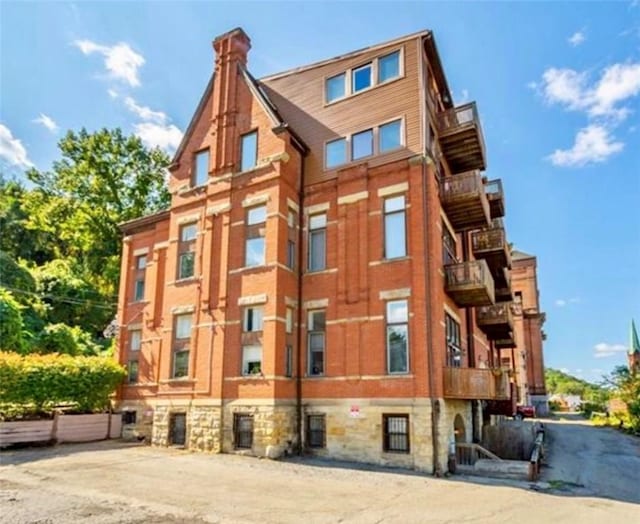 66 Pius St Unit 103, South Side, PA 15203 - view of building exterior