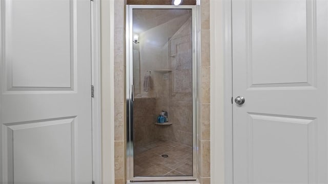 1025 Brookfield Dr, Bethel Park, PA 15102 - bathroom featuring a shower stall
