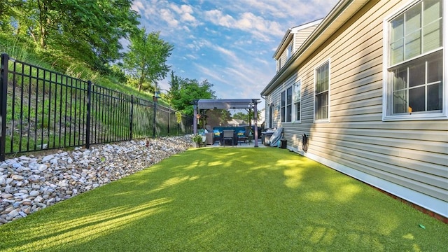 1025 Brookfield Dr, Bethel Park, PA 15102 - fenced backyard featuring an outdoor living space and a patio area