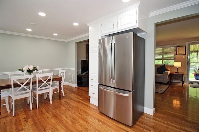 1351 Sky Ridge Dr, Upper St Clair, PA 15241 - kitchen featuring freestanding refrigerator, white cabinets, light wood finished floors, crown molding, and recessed lighting