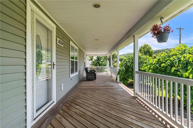 1659 Hooker Rd, Pa, PA 16041 - view of wooden porch