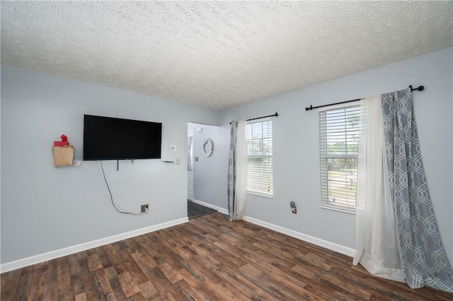 1004 King Edward Dr, Cecil, PA 15057 - photo 24