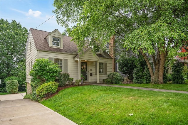 727 Vermont Ave, Mt Lebanon, PA 15234 - cape cod home with a front yard and roof with shingles