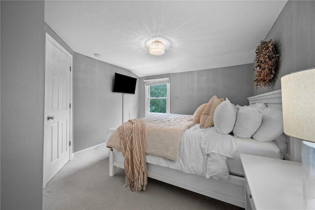 727 Vermont Ave, Mt Lebanon, PA 15234 - bedroom with carpet floors and vaulted ceiling