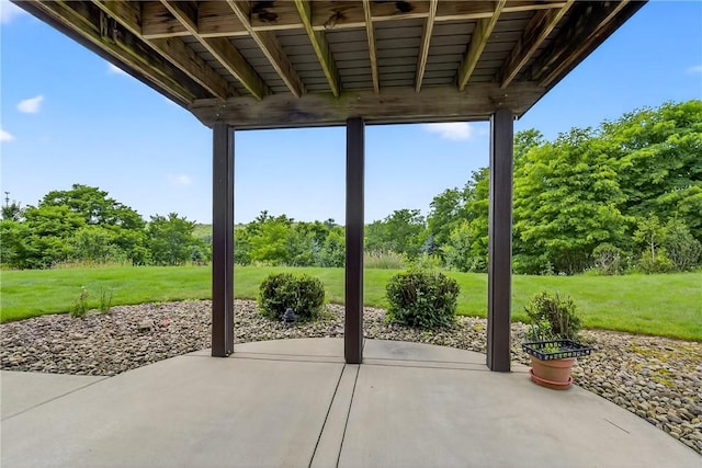 260 Arrowhead Ln, Nottingham, PA 15330 - view of patio / terrace with view of wooded area