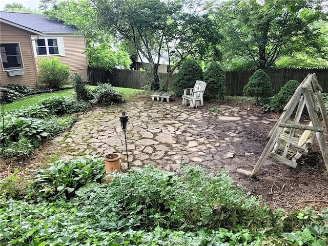 314 Wren Dr, Hempfield Twp Wml, PA 15601 - view of patio