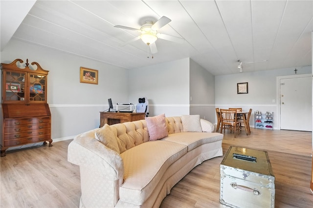 1400 Smokey Wood Dr Unit 503, Swissvale, PA 15218 - photo 3