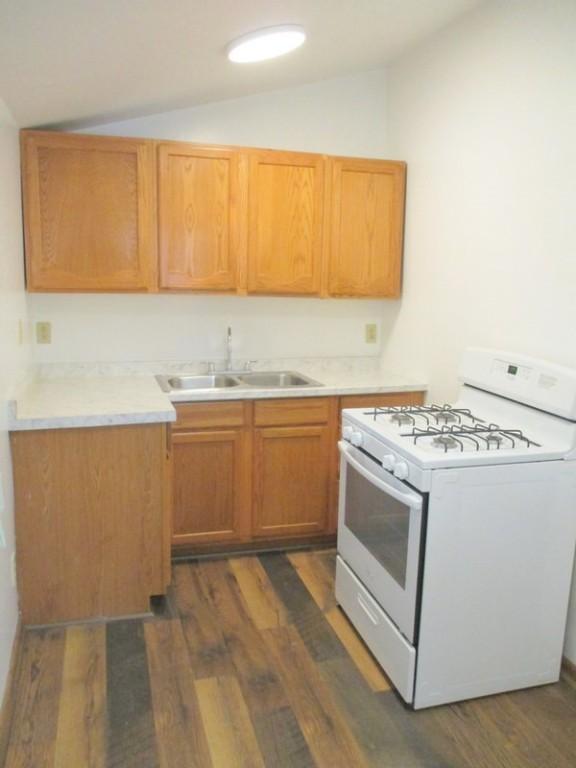612 Dippold Ave, Baden, PA 15005 - photo 22