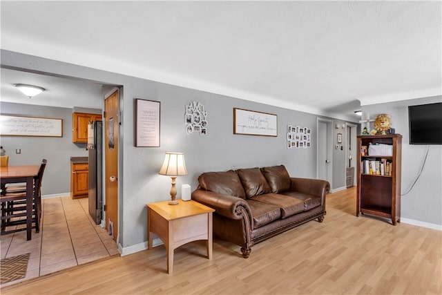 391 Wendel Rd, Pa, PA 15642 - living area featuring light wood finished floors and baseboards