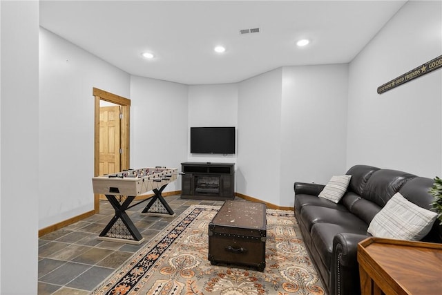 116 Lakeside Trl, Seven Springs Resort, PA 15622 - living area with baseboards and recessed lighting